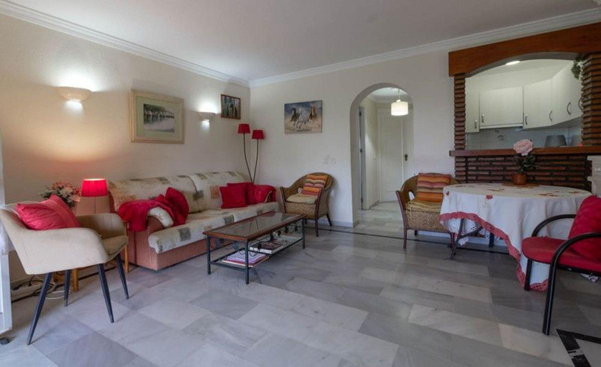 Sale of apartment in Piso en Calle Don José de Orbaneja, Sitio de Calahonda, Mijas, Mijas
photo 5