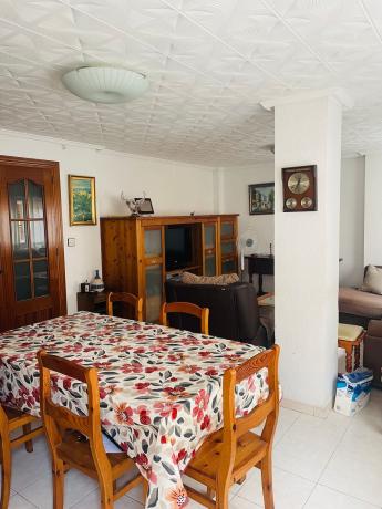 Sale of flat in Piso en Calle Juan Sebastián Bach, 1, Los Guindos - Parque Mediterráneo - Santa Paula, Málaga, Málaga
thumbnail 2