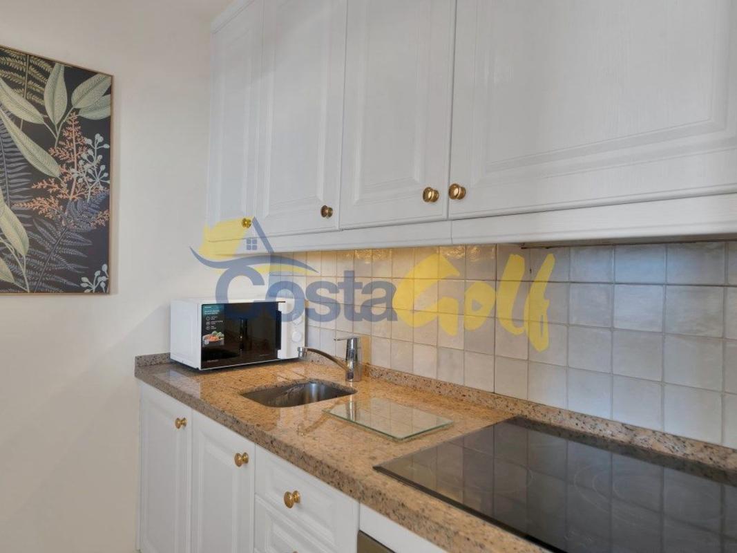 Sprzedaż mieszkania w Piso en Avenida del Coral, 40, Nueva Atalaya, Estepona, Estepona
photo 5