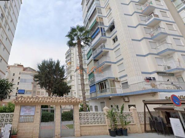 Venta de piso en Piso en Avenida Antonio Toré Toré, 30 -44, Poniente - Faro, Vélez-Malaga, Vélez-Malaga
 photo 1