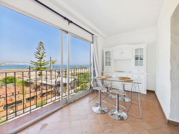 Venta de piso en Piso en Calle Ribera, Puerto Banús, Marbella, Marbella
 photo 2