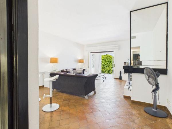 Venta de piso en Piso en Calle Ribera, Puerto Banús, Marbella, Marbella
 photo 4