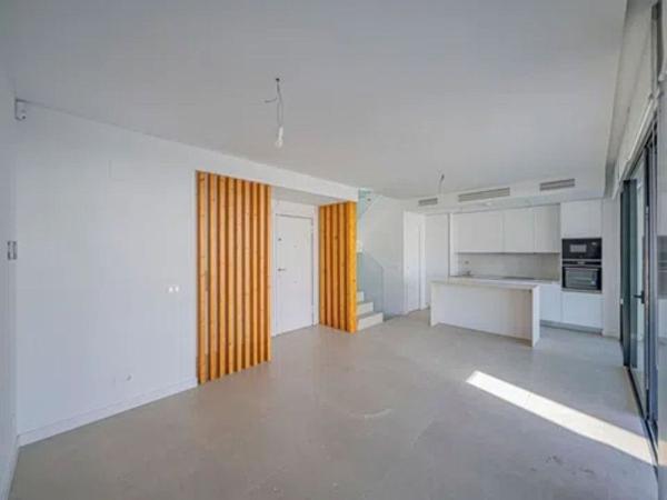 Chalet pareado en Nueva Atalaya, Estepona thumbnail 3