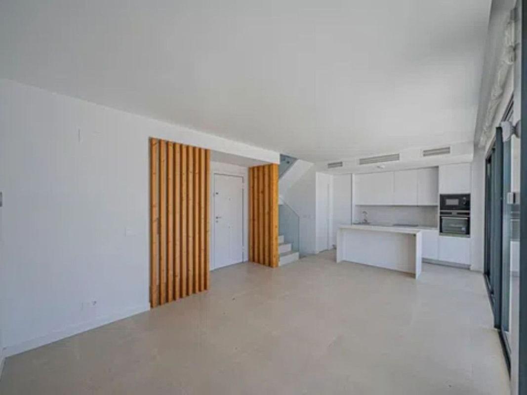 Недвижимость на продажу и в аренду в Испании photo 5