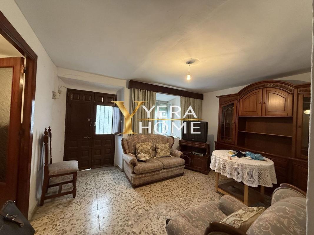 Недвижимость на продажу и в аренду в Испании photo 1