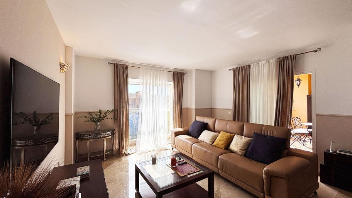 Sale of apartment in Piso en Calle Huelva de Calahonda, Sitio de Calahonda, Mijas, Mijas
 photo 5