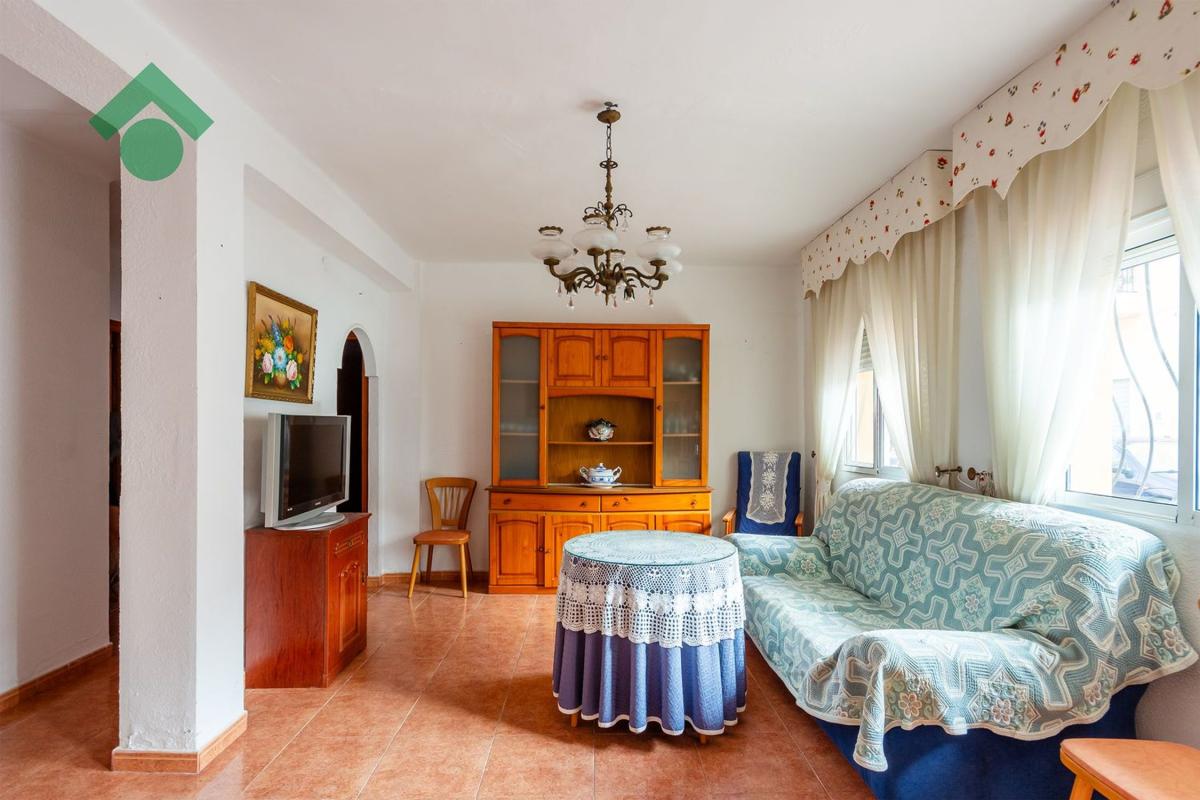 Продажа квартиры на Piso en Plaza San Francisco, Playa del Rincón, Rincón de la Victoria, Ринкон-де-ла-Виктория
photo 2