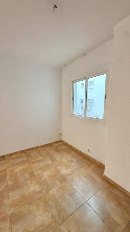 Продажа квартиры на Piso en Calle Nuestra Señora de los Clarines, Victoria Eugenia, Málaga, Малага
photo 5