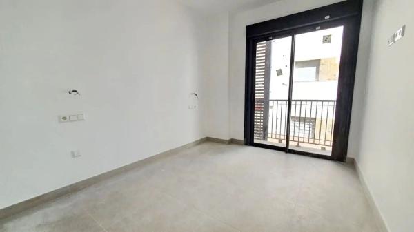 Продажа квартиры на Piso en Zona deportivo, Centro Ciudad, Fuengirola, Фуэнхирола
 photo 4