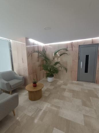 Sale of flat in Piso en Decano Pedro Navarrete, 1, La Carihuela - Los Nidos, Torremolinos, Torremolinos
thumbnail 3
