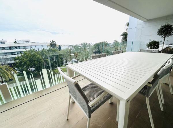 Sprzedaż mieszkania w Piso en Linda Vista-Nueva Alcántara-Cortijo Blanco, Marbella, Marbella
 photo 4