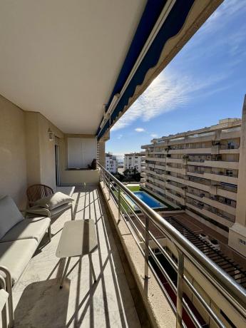 Venta de piso en Piso en Calle Ramón Areces, 2, Puerto Banús, Marbella, Marbella
 photo 1