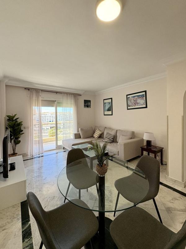 Venta de piso en Piso en Calle Ramón Areces, 2, Puerto Banús, Marbella, Marbella
 photo 3