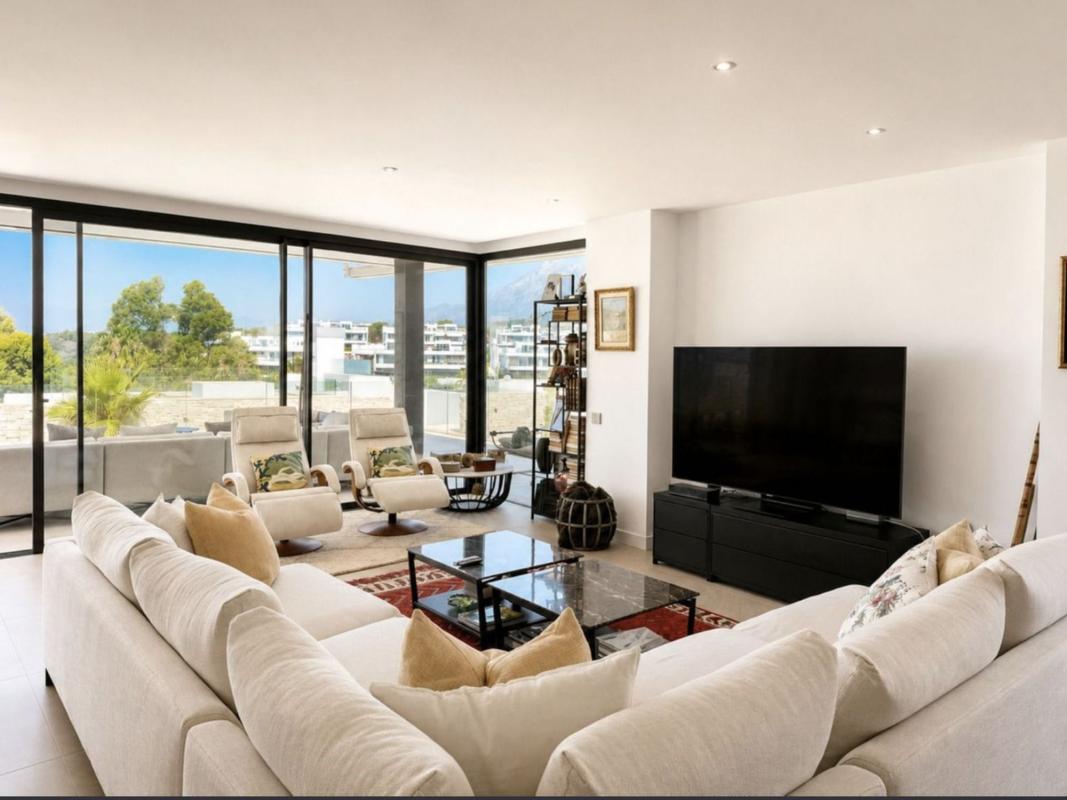 Venta de piso en Piso en Santa Clara, Marbella, Marbella
photo 1