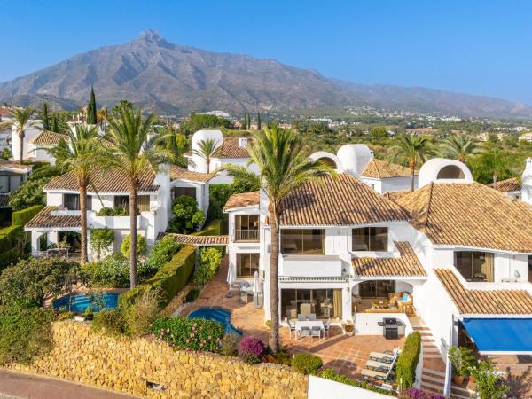 Casa o chalet independiente en Lomas de Marbella Club, Marbella photo 1