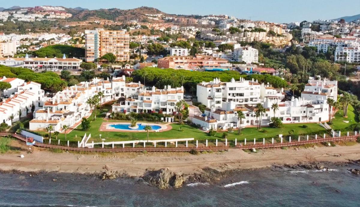 Продажа квартиры на Piso en Playa Lucera, Sitio de Calahonda, Mijas, Михас
photo 2
