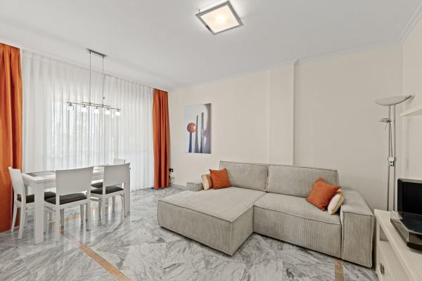 Sale of flat in Piso en Calle José Manuel Caballero Bonald, 1, Linda Vista-Nueva Alcántara-Cortijo Blanco, Marbella, Marbella
photo 1