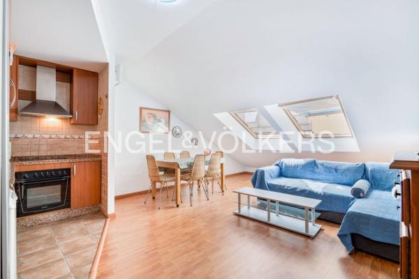Продажа квартиры на Piso en Calle Tostón, Zona Puerto Deportivo, Fuengirola, Фуэнхирола
photo 1