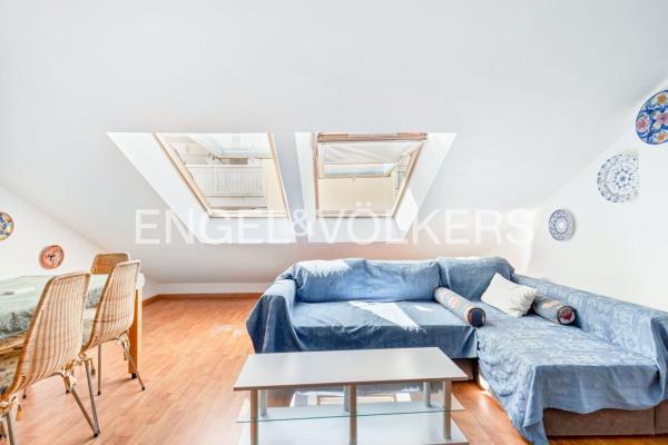 Продажа квартиры на Piso en Calle Tostón, Zona Puerto Deportivo, Fuengirola, Фуэнхирола
thumbnail 3