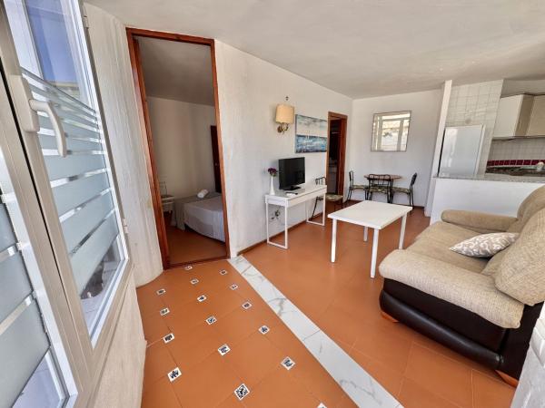 Sale of flat in Piso en Manantiales - Estación de Autobuses, Torremolinos, Torremolinos
 photo 4