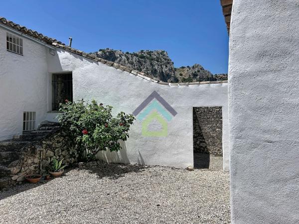 Casa rural en Alfarnatejo thumbnail 2