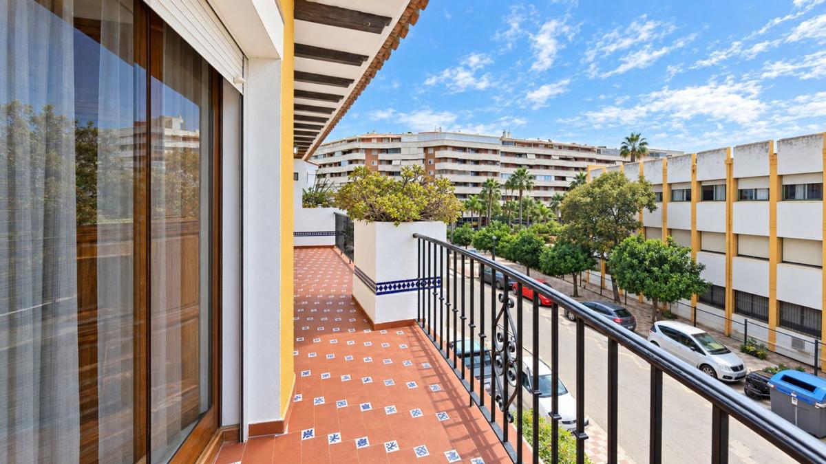 Properties for sale and rent in Spain photo 3