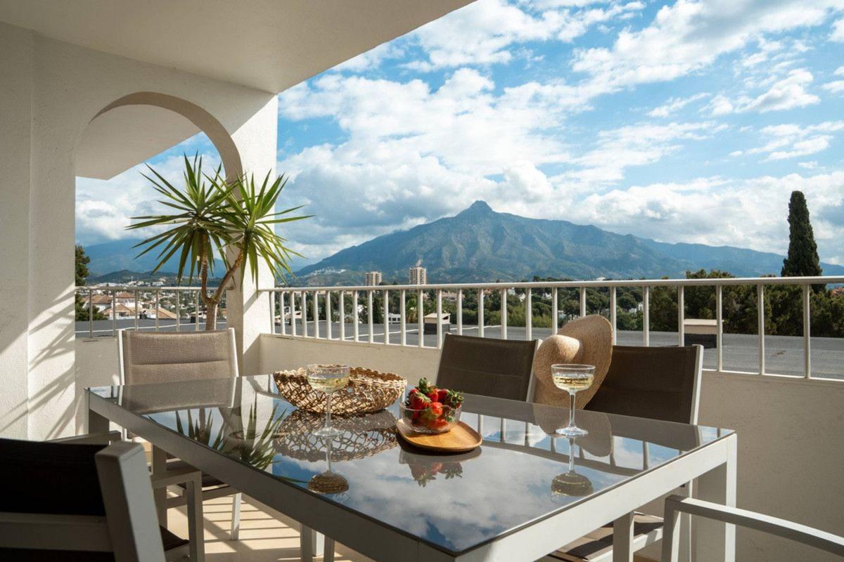 Sprzedaż mieszkania w Piso en Nueva Andalucía, Marbella, Marbella
photo 2
