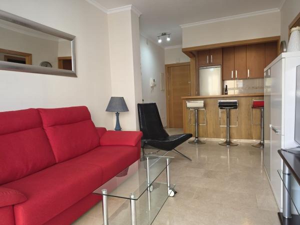 Venta de piso en Piso en Calle Santa Ana, 6, Los Boliches, Fuengirola, Fuengirola
thumbnail 2