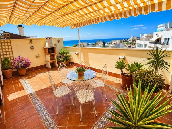 Аттик на продажу в Ático en Calle Eucaliptus, Arroyo de la Miel, Benalmádena, Бенальмадена photo 1