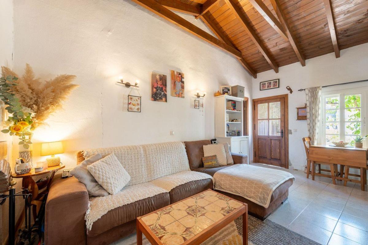 Properties for sale and rent in Spain photo 5