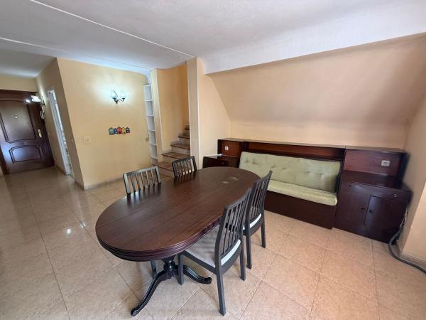 Продажа квартиры на Piso en Huerta Nueva - Jardín de Málaga, Málaga, Малага
thumbnail 3