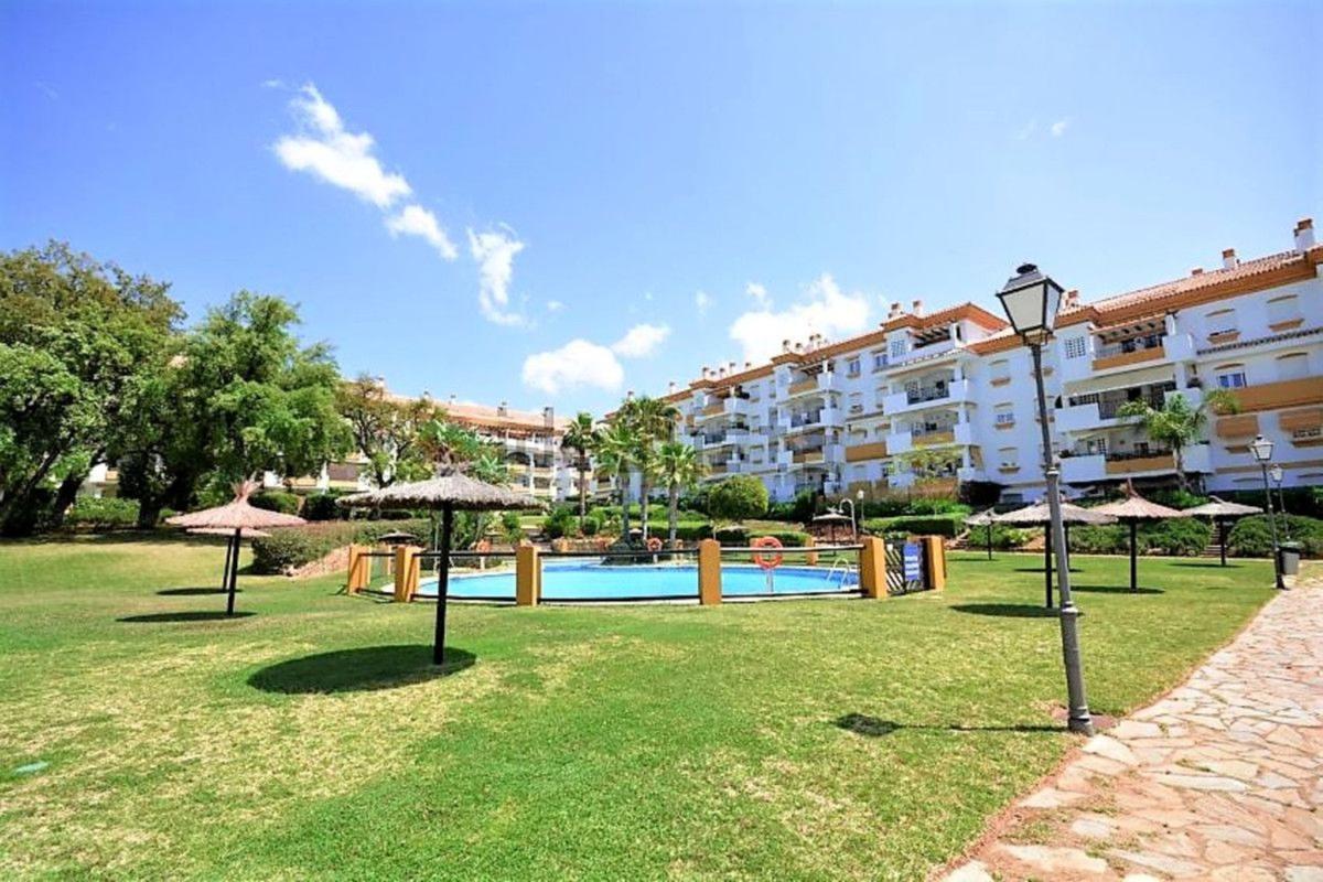 Продажа квартиры на Piso en Calle Teba, 2 p, La Carolina-Guadalpín, Marbella, Марбелла
photo 2