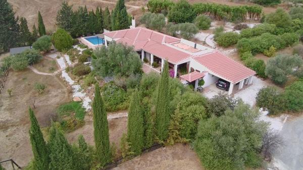 Finca rústica en venta en Finca rústica en Sierra Blanquilla, 42, Almogía , Almogía thumbnail 2