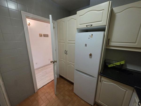 Продажа квартиры на Piso en Calle Quemada, Zona Puerto Deportivo, Fuengirola, Фуэнхирола
thumbnail 3