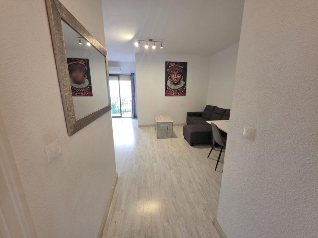 Продажа квартиры на Piso en Calle Quemada, Zona Puerto Deportivo, Fuengirola, Фуэнхирола
photo 5