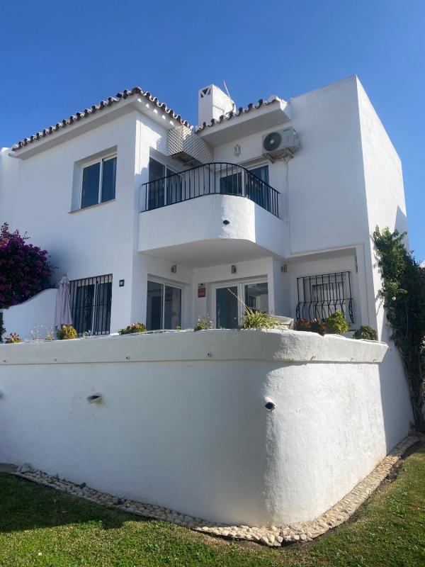 Properties for sale and rent in Spain photo 3