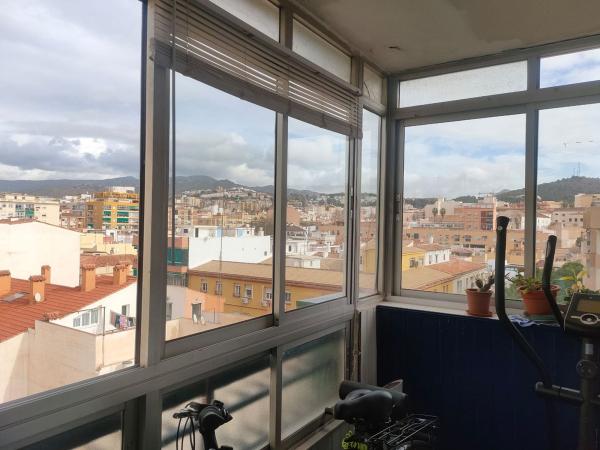 Продажа квартиры на Piso en Calle San Jorge, 2, El Molinillo - Capuchinos, Málaga, Малага
thumbnail 2