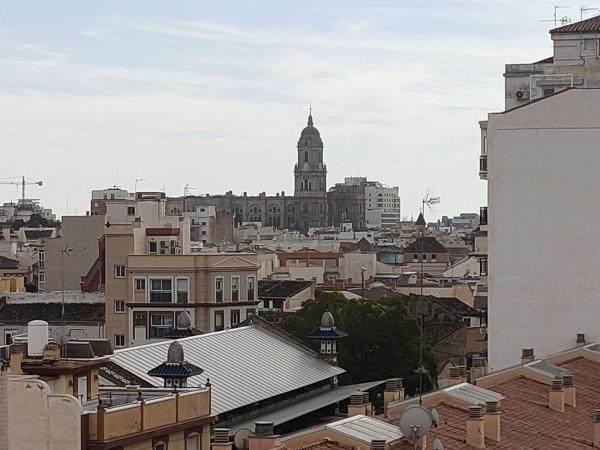 Продажа квартиры на Piso en Calle San Jorge, 2, El Molinillo - Capuchinos, Málaga, Малага
thumbnail 3