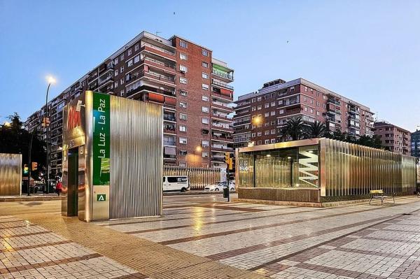 Venta de piso en Piso en Calle Eduardo Torroja s/n, La Luz, Málaga, Málaga
photo 1