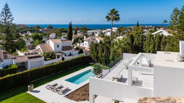 Casa o chalet independiente en Green Hills - Las Cumbres de Elviria, Marbella photo 1