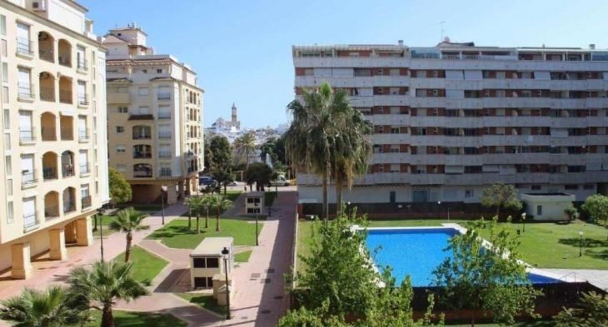 Venta de ático en Ático en Parque Central, Estepona, Estepona photo 1