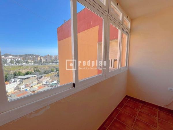 Venta de piso en Piso en Avenida de las Postas, Mangas Verdes - Las Flores, Málaga, Málaga
thumbnail 2