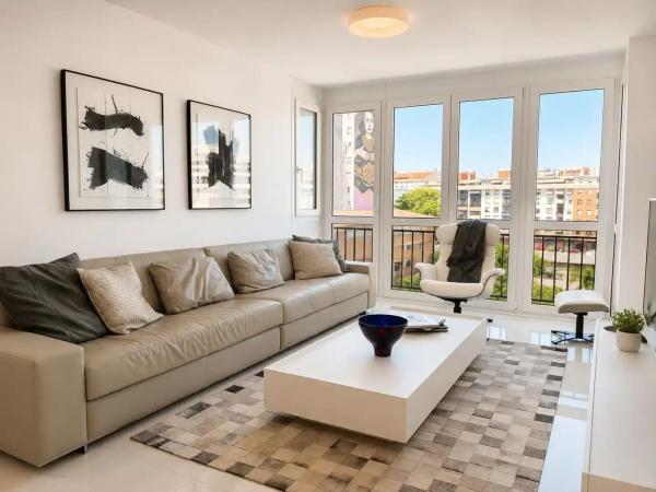 Venta de piso en Piso en Calle Alemania, 17, Ensanche Centro - Soho, Málaga, Málaga
photo 1