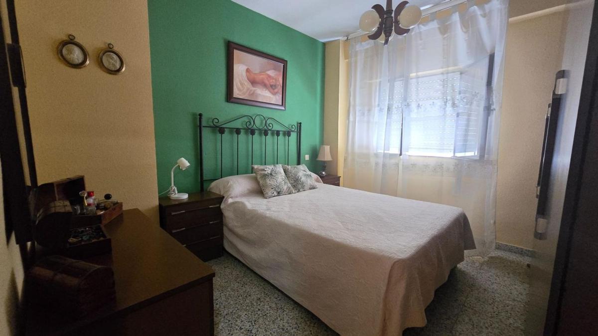 Venta de piso en Piso en Avenida Mar y Sierra, Sierra de Estepona-Avda de Andalucia, Estepona, Estepona
 photo 5