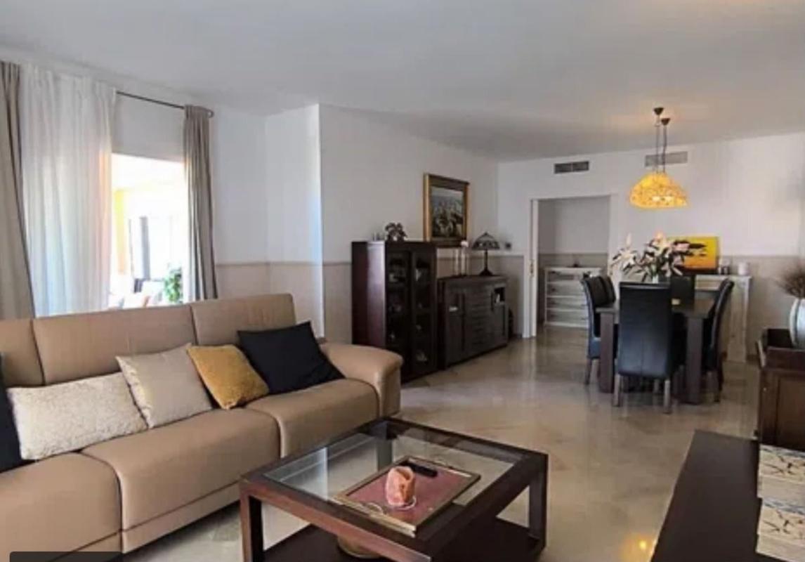 Venta de piso en Piso en Calle Huelva de Calahonda, Sitio de Calahonda, Mijas, Mijas
photo 2