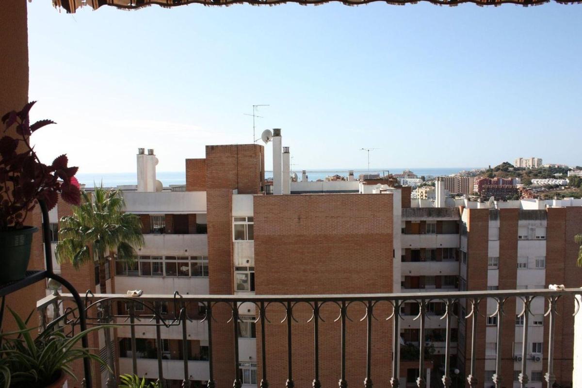 Sprzedaż mieszkania w Piso en Calle Vega, 8, Arroyo de la Miel, Benalmádena, Benalmádena
 photo 5