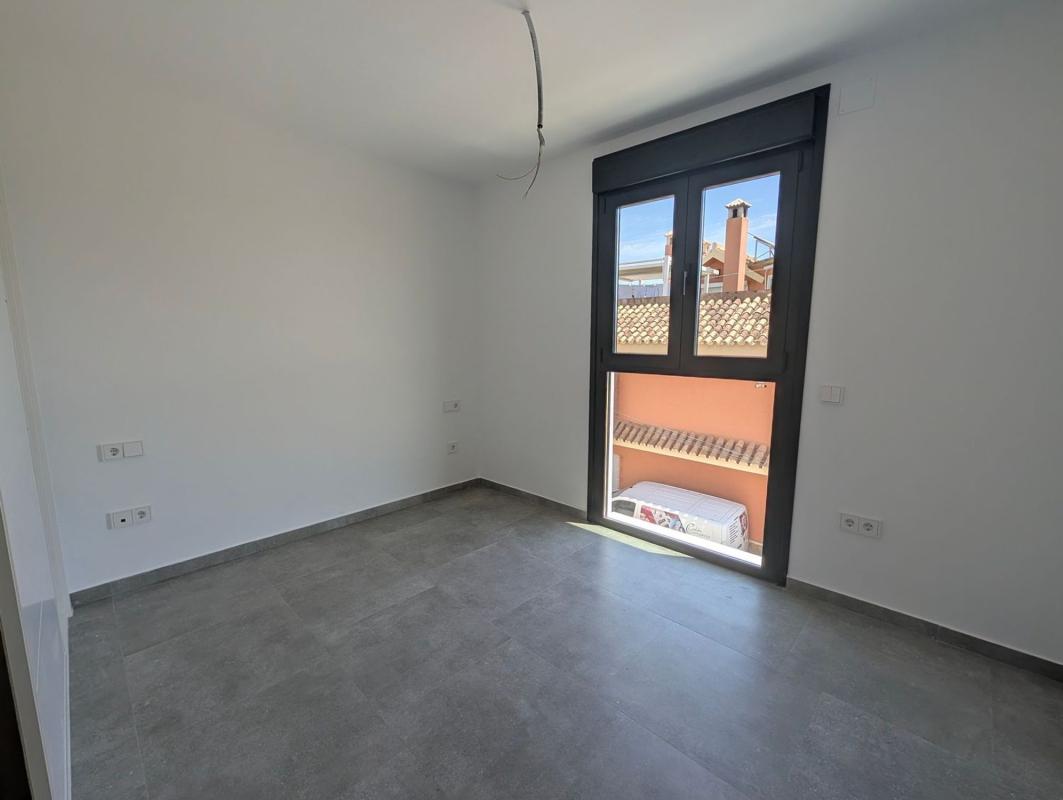 Venta de piso en Piso en Calle Buganvillas, 35, Los Pacos, Fuengirola, Fuengirola
photo 3