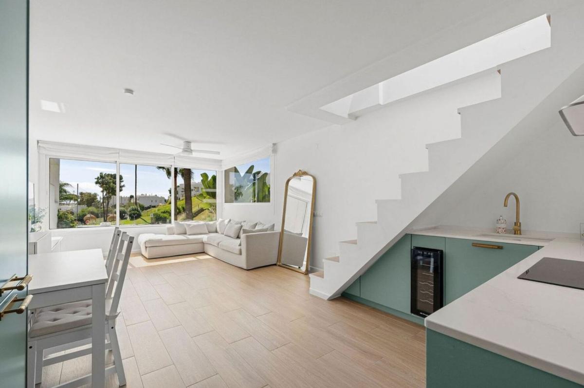 Duplex sale in Dúplex en Azahara 1 s/n, Aloha, Marbella, Marbella photo 3