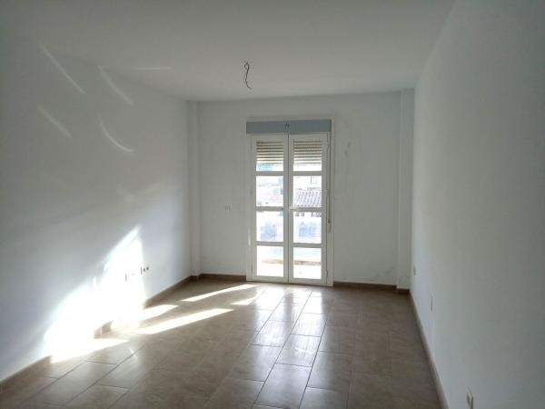Sale of flat in Piso en Calle Toulouse-Lautrec, Estación, Cártama, Cártama
photo 1