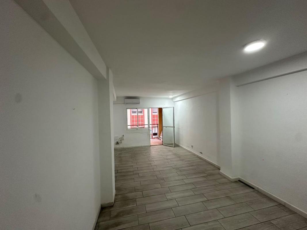Продажа квартиры на Piso en Calle Ventura Rodríguez, La Trinidad, Málaga, Малага
photo 2